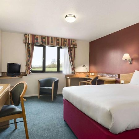 Days Inn Michaelwood M5 Falfield Exteriér fotografie