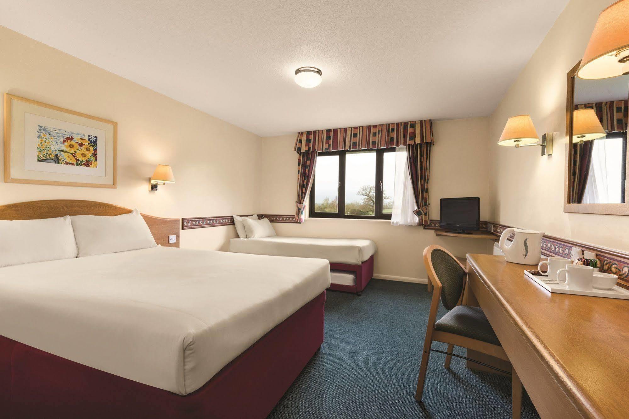 Days Inn Michaelwood M5 Falfield Exteriér fotografie