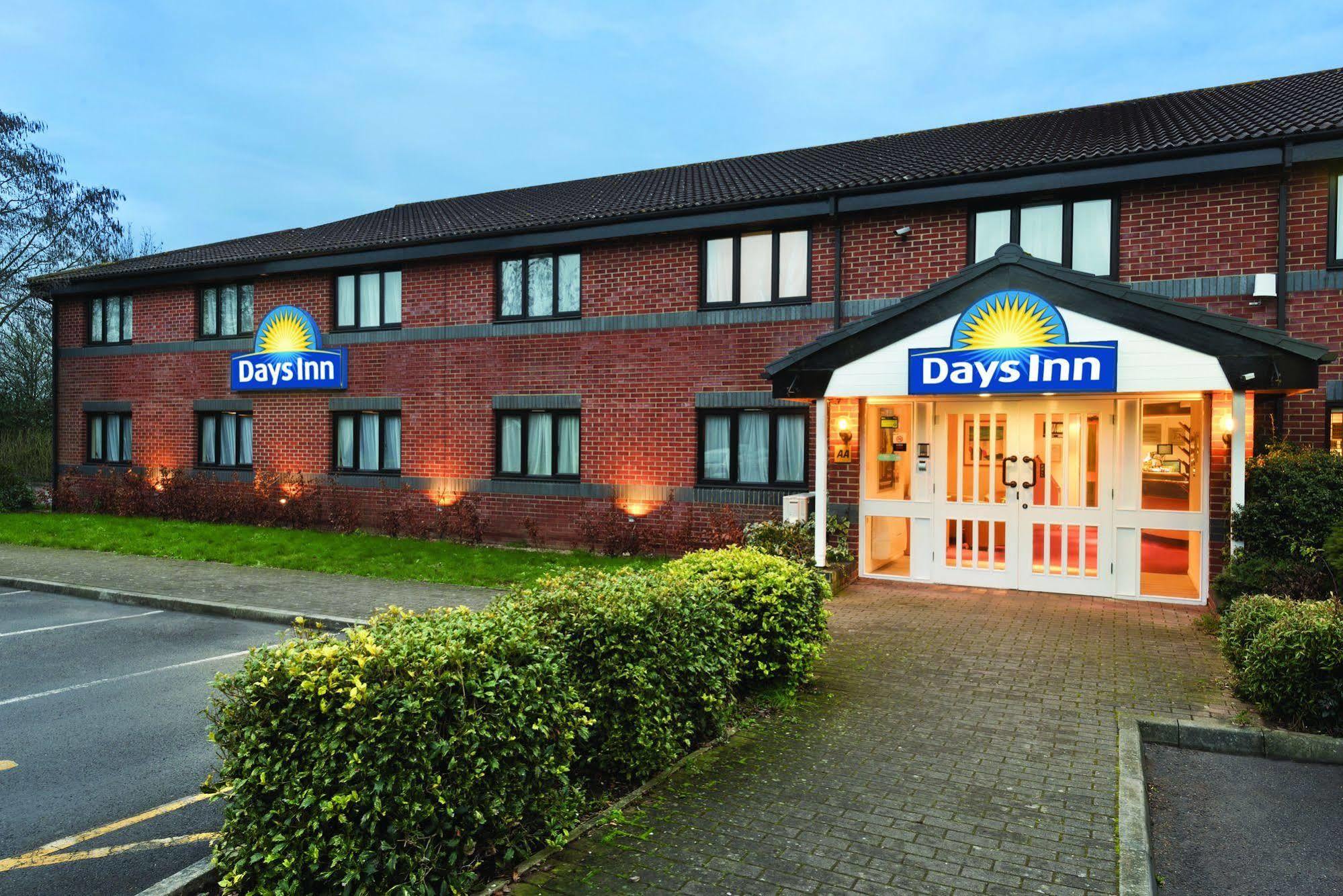 Days Inn Michaelwood M5 Falfield Exteriér fotografie