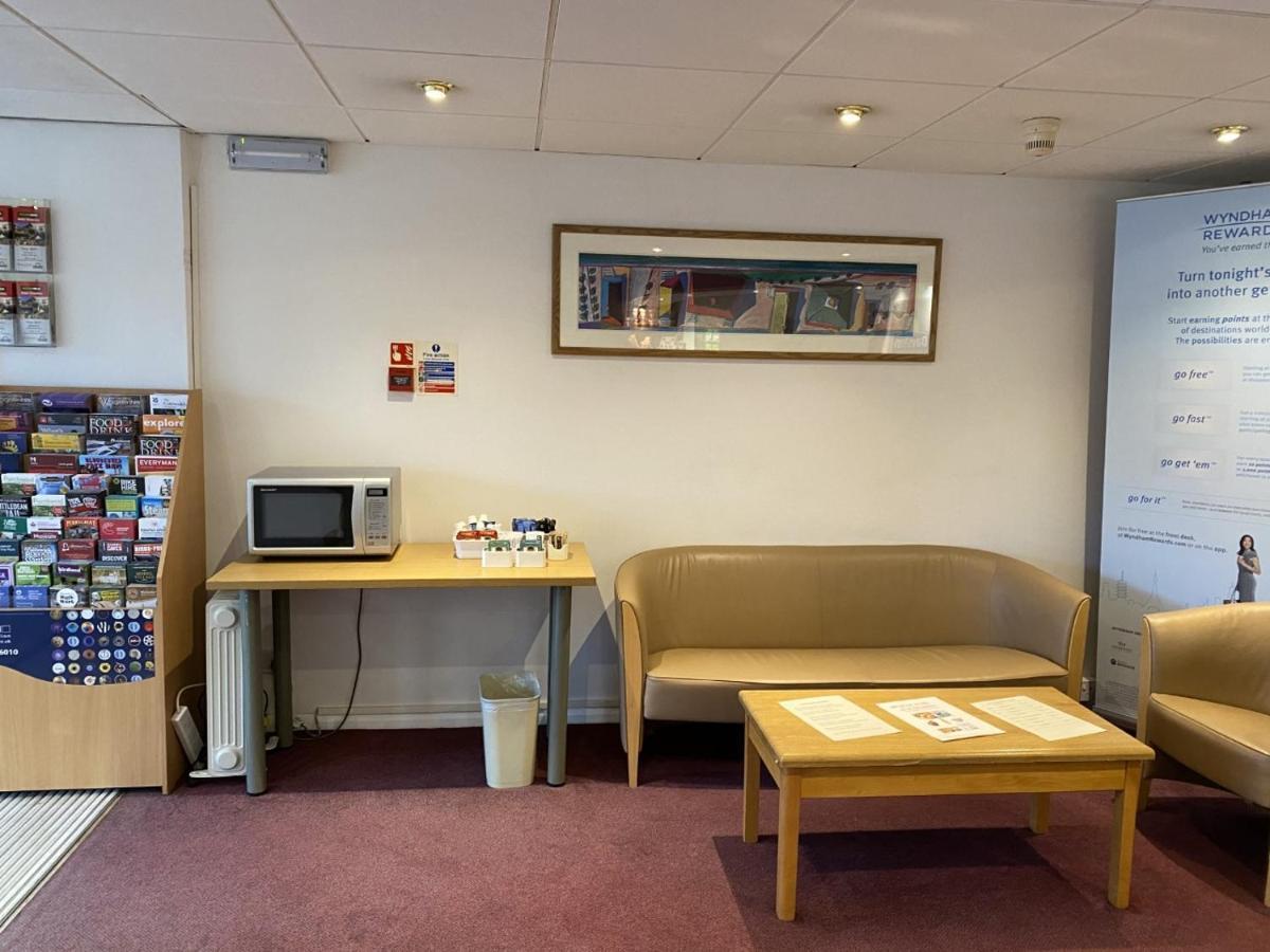 Days Inn Michaelwood M5 Falfield Exteriér fotografie