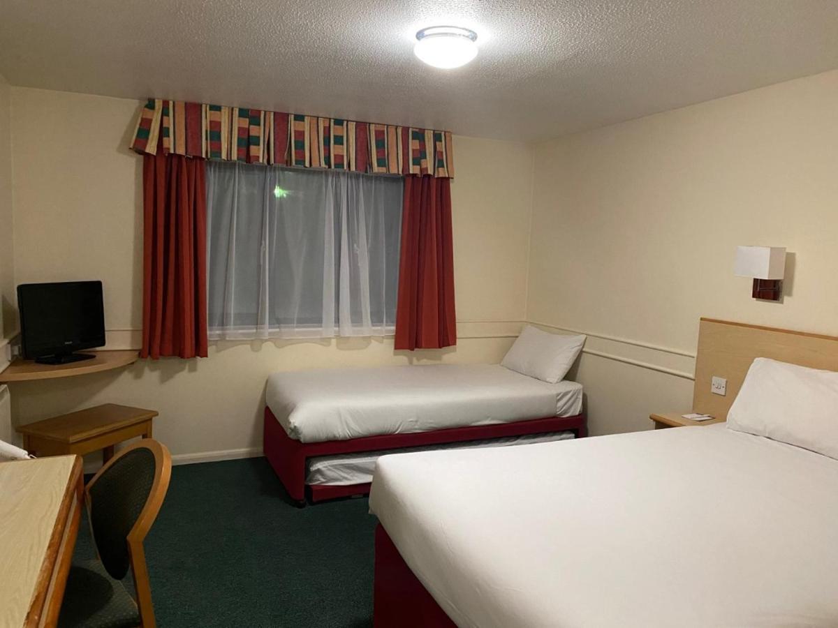 Days Inn Michaelwood M5 Falfield Exteriér fotografie
