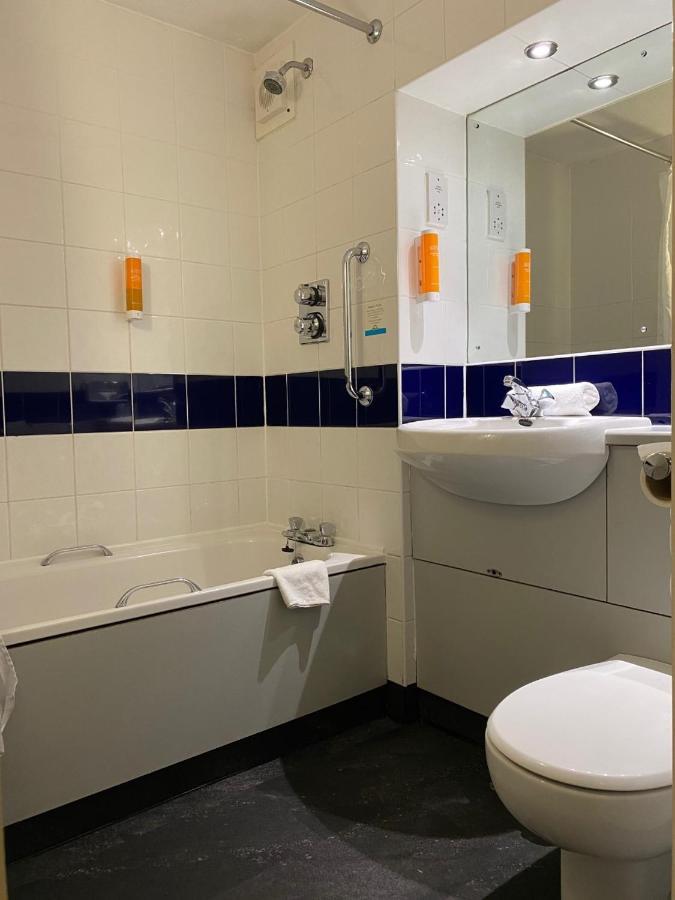 Days Inn Michaelwood M5 Falfield Exteriér fotografie